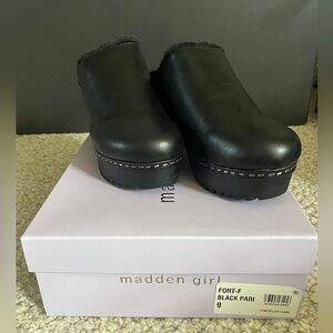 Madden Girl Clogs